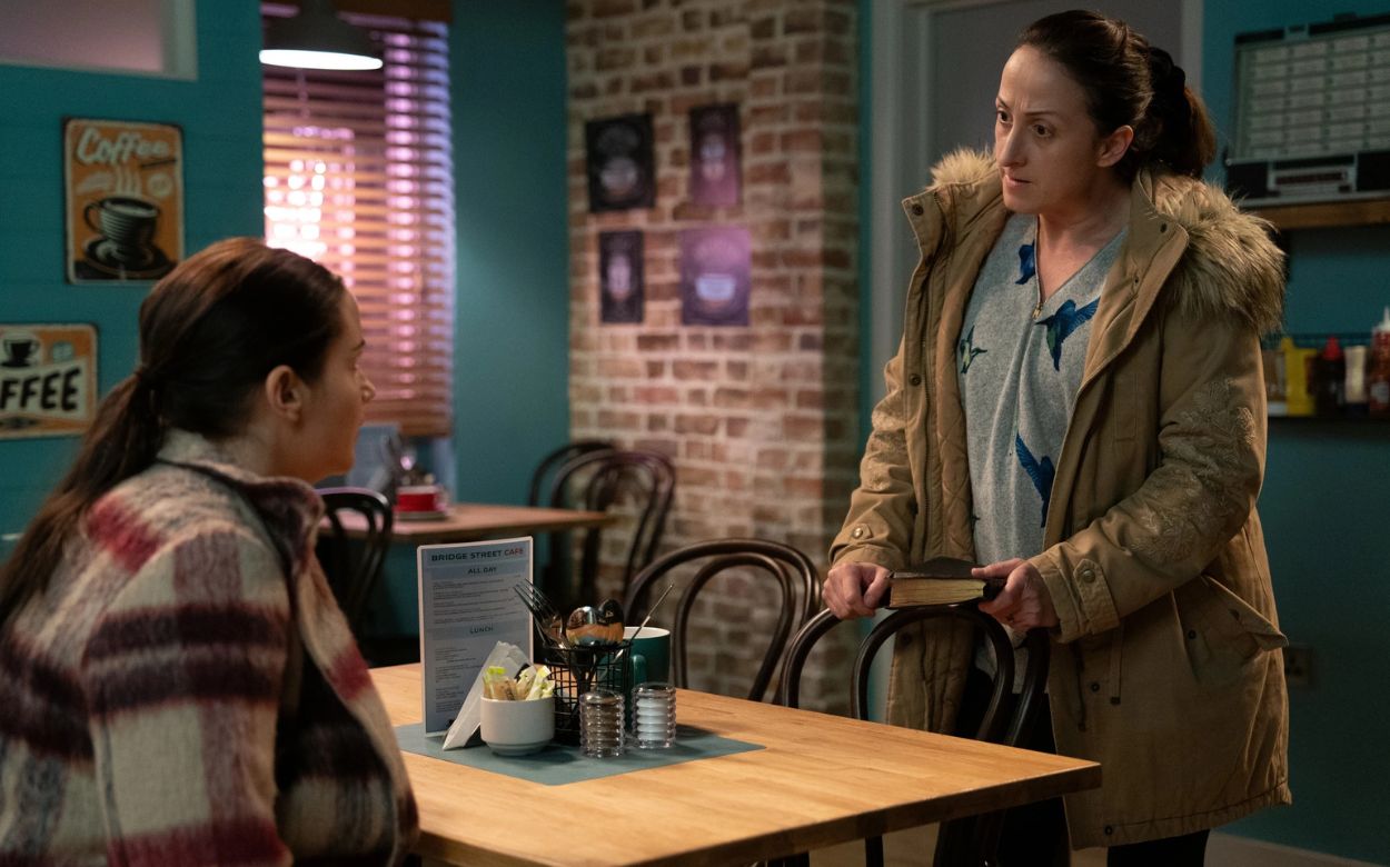 EastEnders Spoilers - Sonia & Lauren - 28th Jan