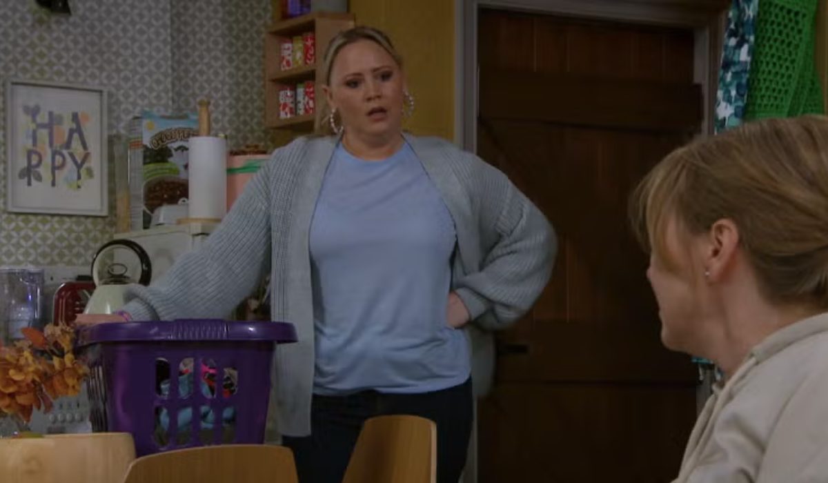 Emmerdale: Tracy plans to leave