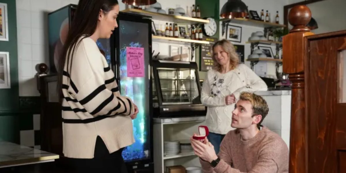 EastEnders - Peter and Lauren 