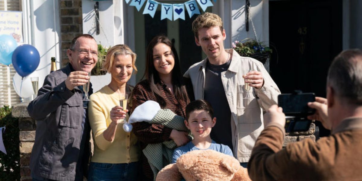EastEnders - Peter and Lauren