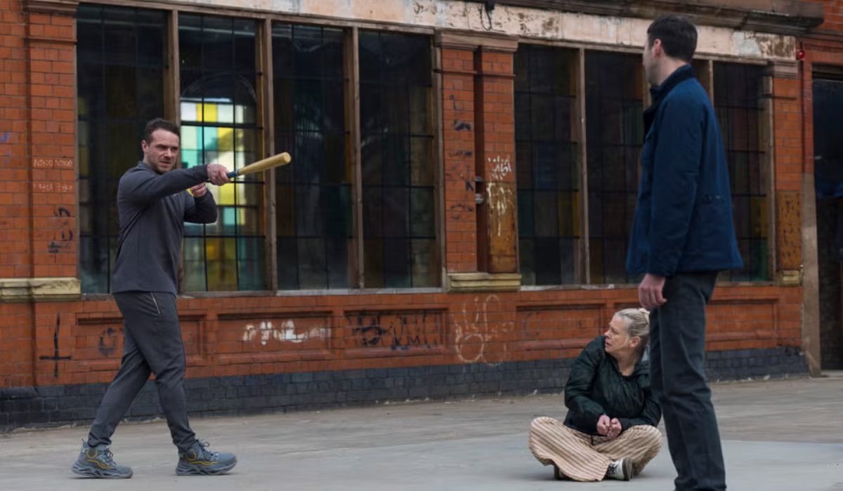 mick-kidnaps-bernie-coronation-street