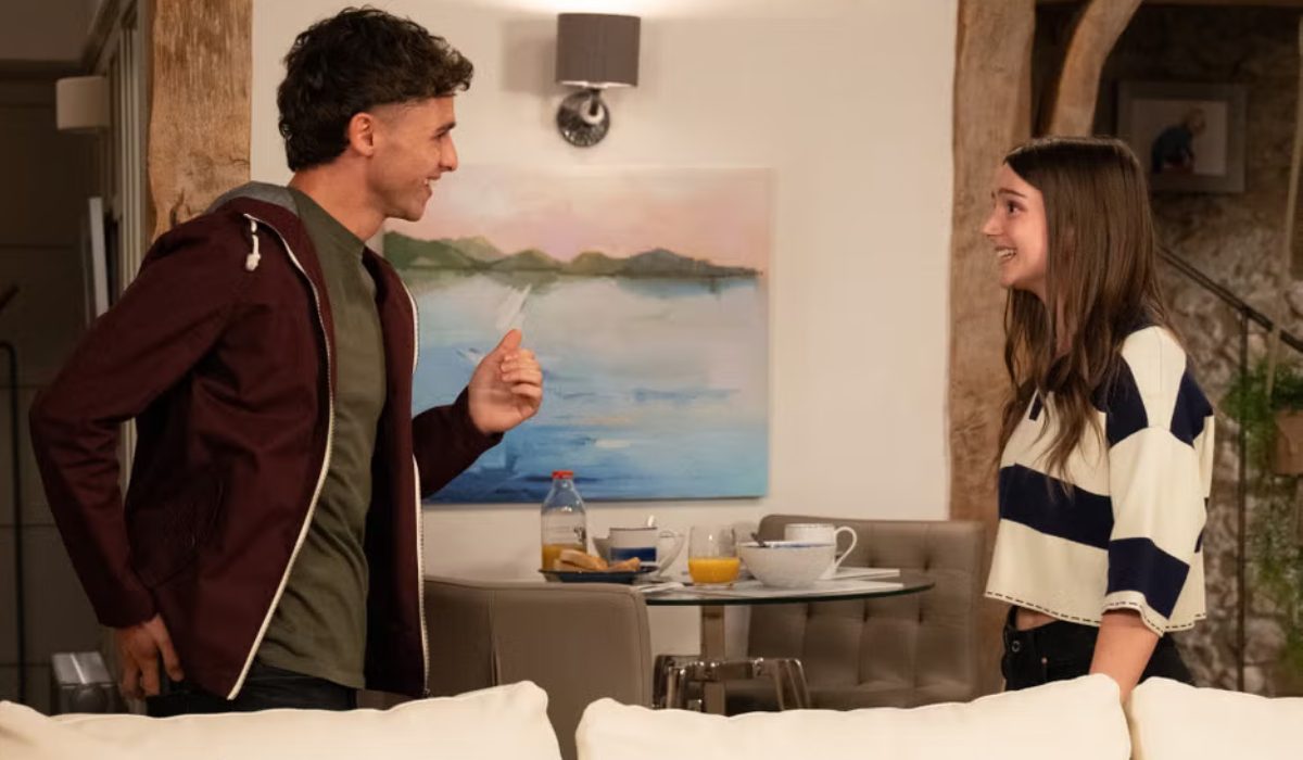 Emmerdale: Jacob offers to help Sarah