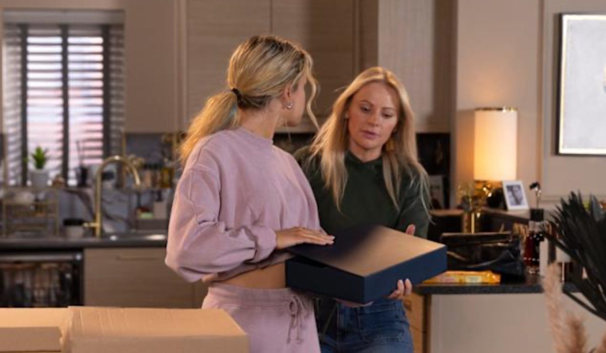 betsy-lisa-truth-coronation-street